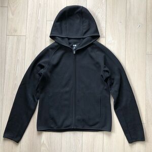 Uniqlo Women’s Relaxed Fit Black Zip-Up Hoodie Size S